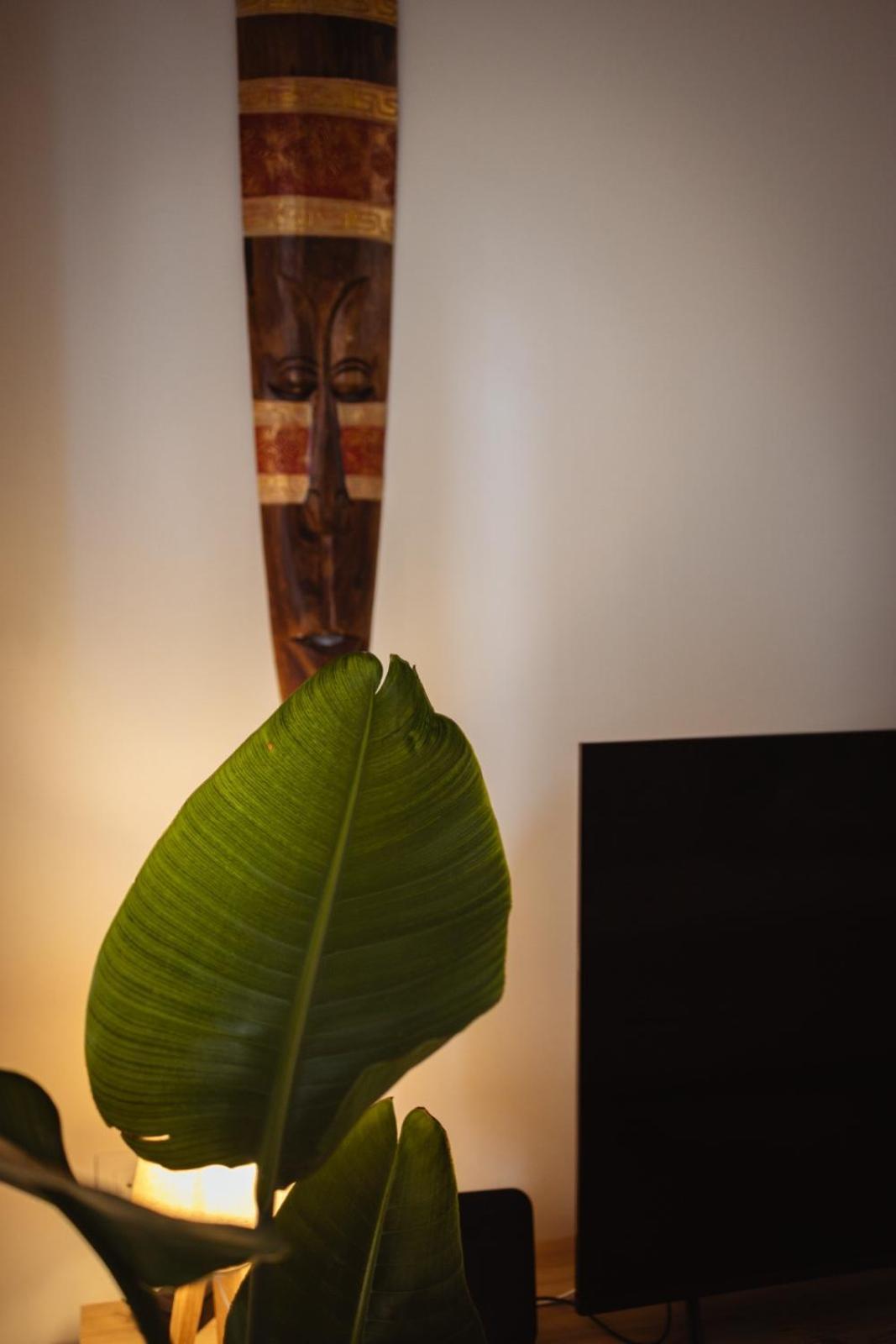Center Apartment *